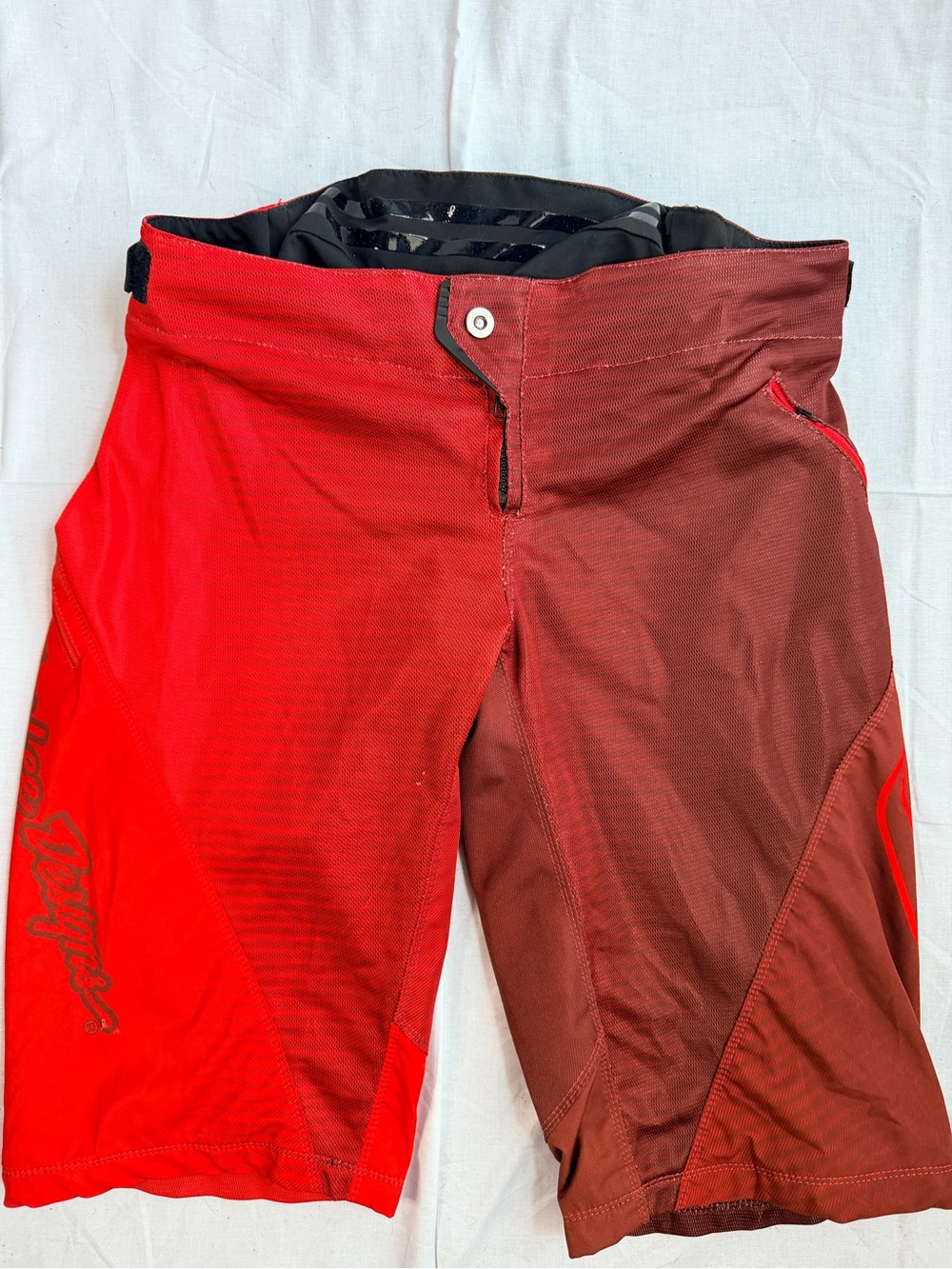 Troy Lee Designs MTB DH BMX Shorts Adult 38 Red Enduro Cycling